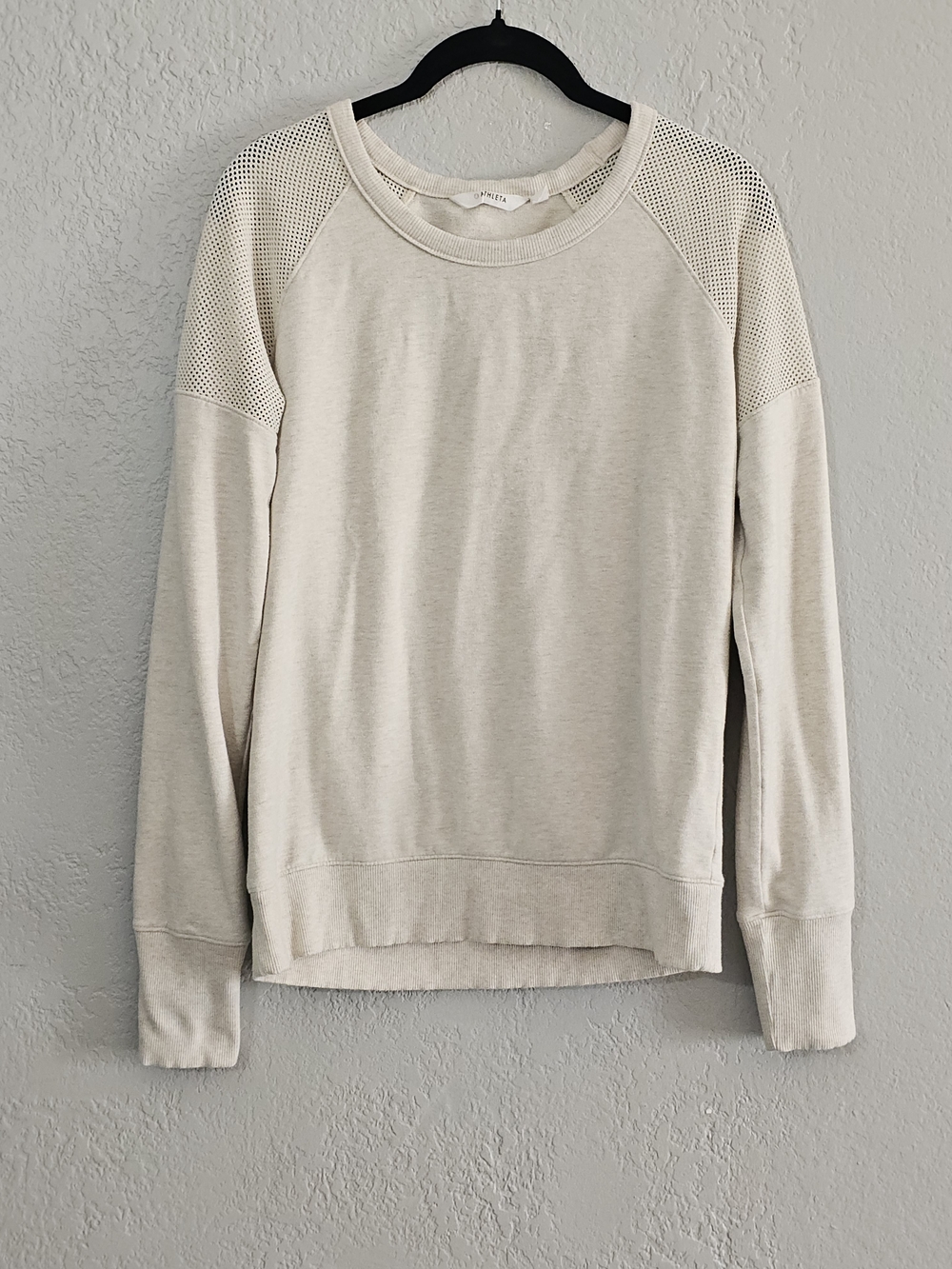 Athleta Citytime Mesh Shoulder Pullover Sweatshirt Ivory/Beige Womens Small